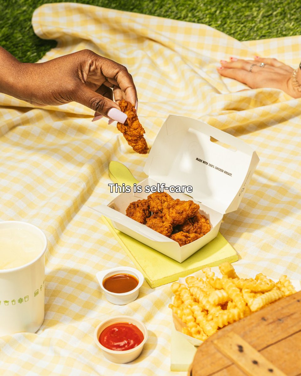 shakeshackUK's tweet photo. Reminder: sometimes the best wellness routine is a burger, fries + a shake in hand. 🍔💚

#shakeshackuk #selfcare https://t.co/JQjJi5ya8X