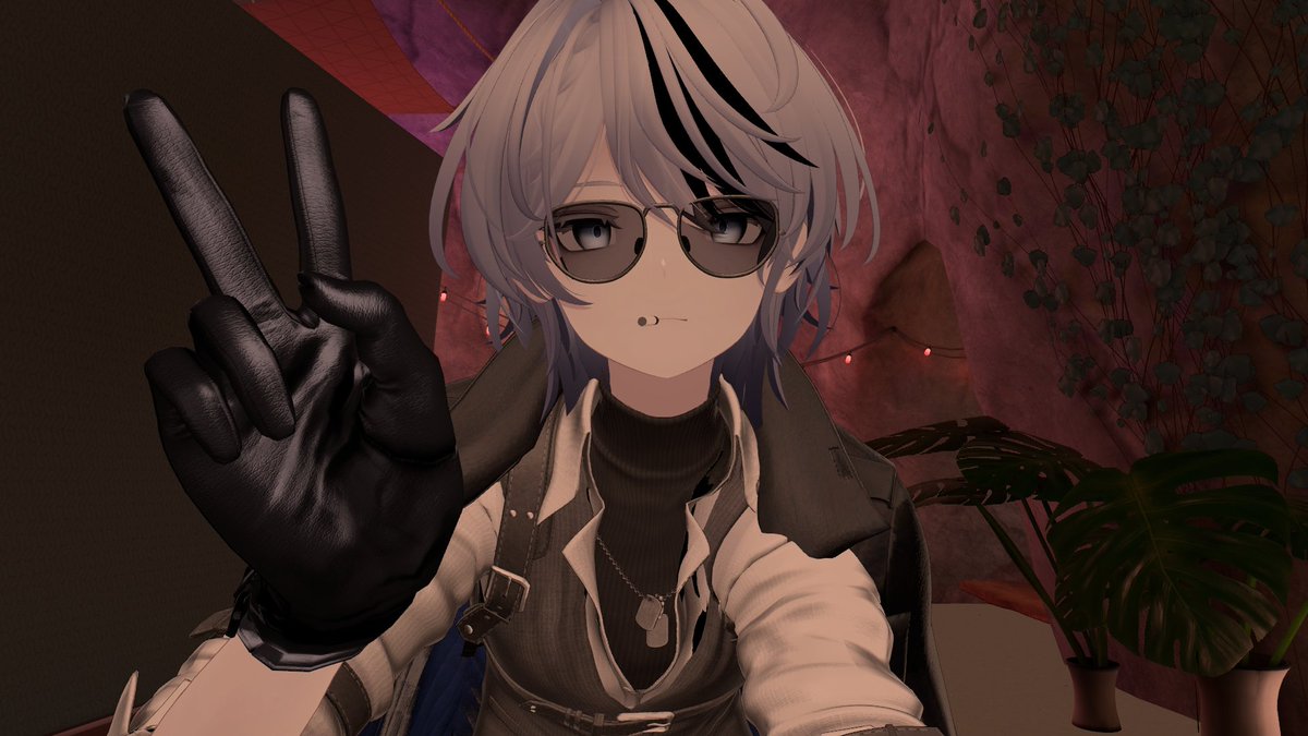sora01_vr's tweet photo. 本日の映り込みジョーカー(撮れと命令されました) https://t.co/QocBG14XMl