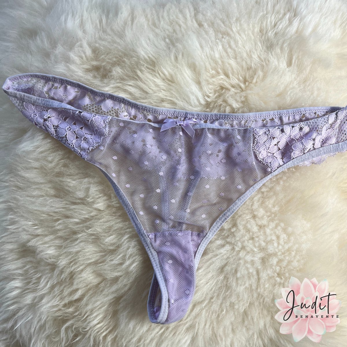 ventadetangas's tweet photo. Hay gente que busca tangas usados en venta cada día. 💦🔥👙
Dudas por 👉 Whatsapp https://t.co/2KQl3JDUNb
#LingerieModel #AmateurGirls #DMOpen https://t.co/mbuckAXzXa