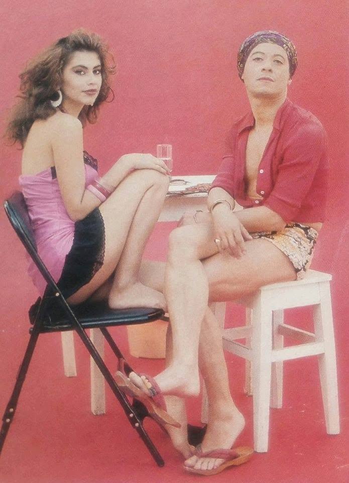 BogotaBandit's tweet photo. En 1991 se emitió una telenovela sobre la migración irregular de colombianos a Venezuela, en ella un hombre de familia y clasemediero venido a menos cruza la frontera y queda atrapado en lo que supongo que es en la realidad el Catatumbo pero que en lo simbólico es... https://t.co/qoRpHMBema
