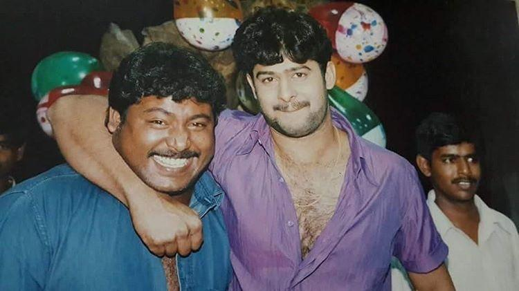 ganesh310720's tweet photo. ❤️ "నా జీవితంలో ప్రభాస్ దేవుడిలాంటి వ్యక్తి. ఆయనతో నా బంధాన్ని మాటల్లో చెప్పలేను" #PrabhasSrinu. "నాకు వచ్చిన గుర్తింపు, అవకాశాల్లో నా టాలెంట్‌తో పాటు అదృష్టం కూడా ఉంది. ప్రభాస్ నా జీవితంలోకి రావడం నా పెద్ద లక్. 

#Prabhas #PrabhasSrinu https://t.co/Q9Ej83VU1E