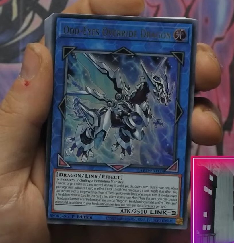 MBTYuGiOh's tweet photo. all three of these cards are so fucking cool, they absolutely cooked https://t.co/cWDctm1ny7