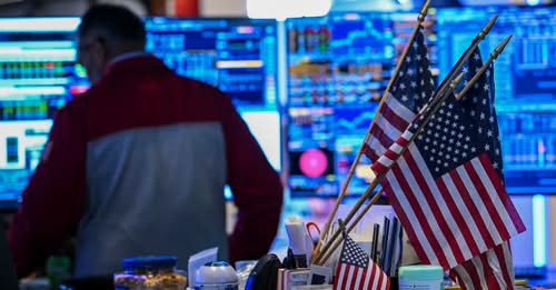 jbartash's tweet photo. U.S. economy had begun to speed up — until Iran hostilities resumed and oil surged again. Shock after shock after shock hasn't stopped the economy, but it could be a lot better with a period of calm. Not sure it's possible in Trump 2.0.  https://t.co/x5pLJfoFUS via @MarketWatch https://t.co/pjvvIPFi2k