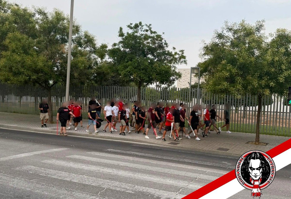 UltrasAccountOF's tweet photo. Primer #OnTour de la temporada. 
Biris Norte en Córdoba.

Córdoba CF-Sevilla FC
23/07/26
#ultras https://t.co/f4QtexUWjz