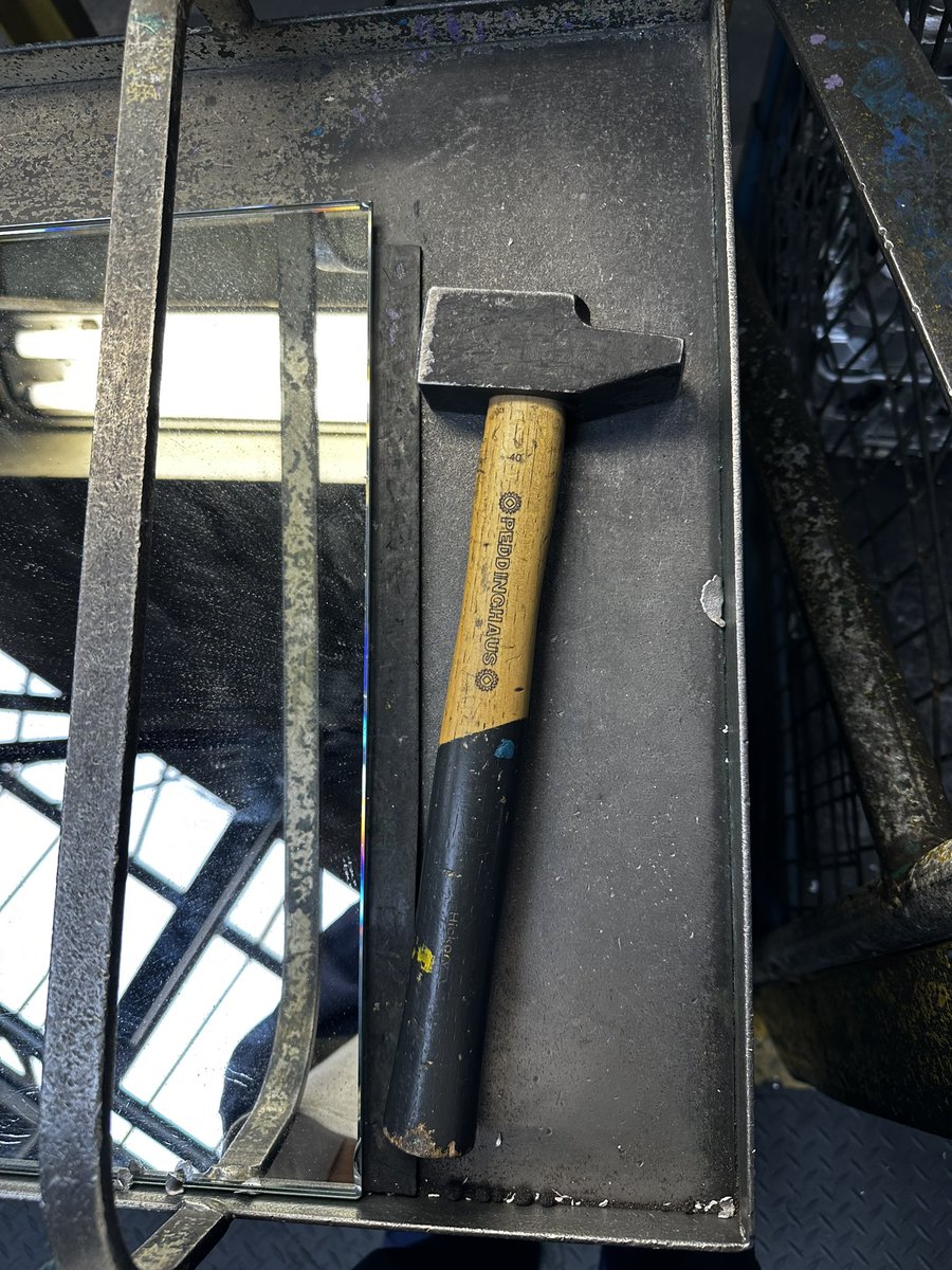1mran03's tweet photo. @Lpadredurapgame L’arme du crime https://t.co/JPjlEWmdQZ