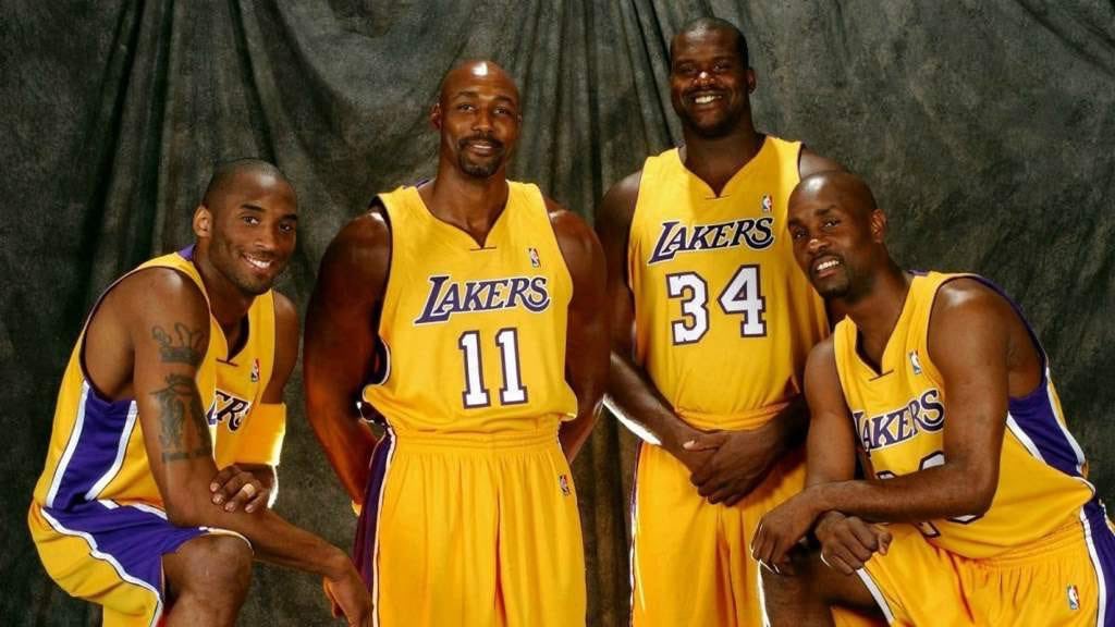 BirdHorns's tweet photo. @NaphtaliMurray @SportsCenter Karl Malone &amp; Gary Payton as Lakers with Kobe &amp; Shaq https://t.co/KcD7MSMhYh