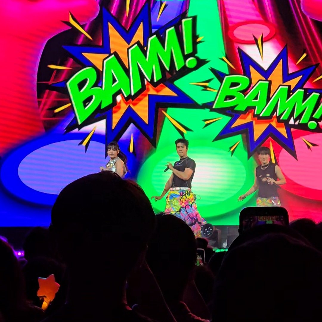 Alsable's tweet photo. #Bamm เป็นวง Co-et ที่มีจุดเด่นที่เพลงติดหู เพลงช้าร้องตามได้ เพลงเร็วก็ฟังสบาย เป็นวงที่เรียกได้ว่าเป็นแฟนเพลงตั้งแต่เพลงแรกที่เดบิวท์ การได้ดูคอนแบบเต็มรูปแบบถือว่าคอมพลีทแล้ว แม้ว่าครั้งนี้จะเป็นครั้งสุดท้ายก็ตาม งานวัดย่อมมีวันเลิกรา เป็นกำลังใจให้กับอนาคตต่อจากนี้กับทุกคน https://t.co/gt9Z8YKsDY