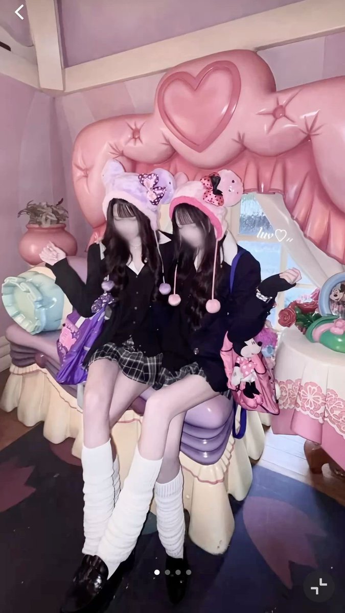 kgaveu's tweet photo. @moe1kqi 
お前らじゃ  触れることも できない 格上⚪︎k  様♥

踏　"ん　でくだしゃい♥脚きぐ♥💢
きっ  "しょ   ♥👅
#貢ぎマゾ #オナペ #崇韓 https://t.co/KgSaG4BFuT