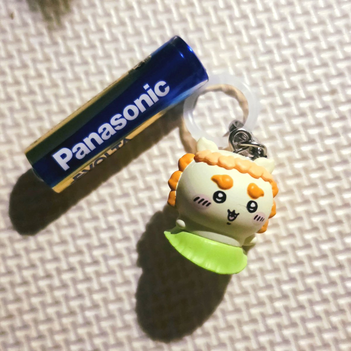 LogA_delta's tweet photo. 劇場版ちいかわレイトショーで観てきた
誰にも言えないしバレたら終わりの秘密を抱えて生きていくあの戻れない感覚がよみがえって終盤で泣いちゃった😭 https://t.co/Id35hUNEV4