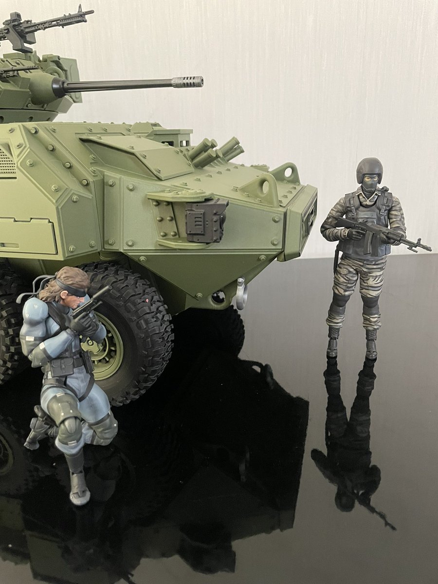 tuvpg's tweet photo. #深夜の小武器庫部
#リトルアーモリーを装備
#toyphotography

お題『ベテラン』 https://t.co/Q3nvwZaeL8