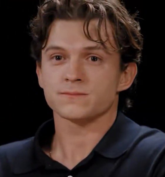 chrislarbsyou's tweet photo. these moments of pure panic for tom holland back to back im crying https://t.co/5GxDqjdYZx