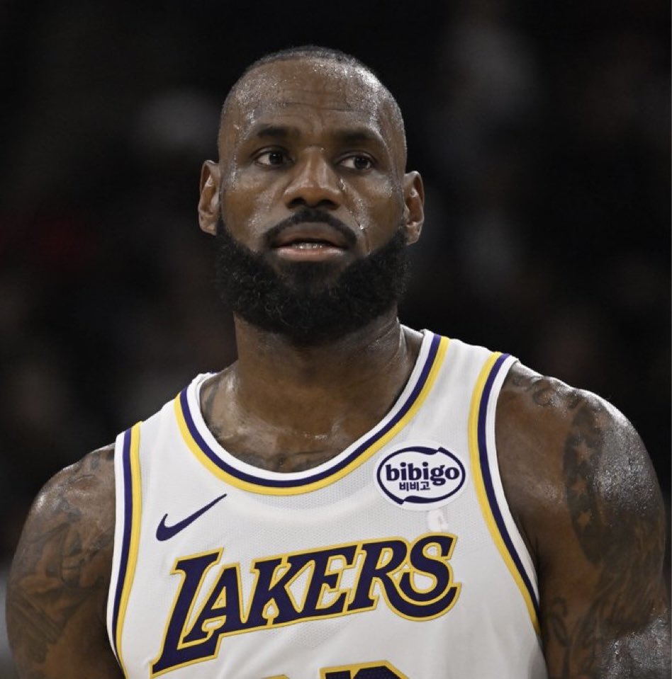 statdefender's tweet photo. Most PPG For Each Age Group In The 2025-26 Regular Season:

19  —  Cooper Flagg (21.0 PPG)
20  — Kon Knueppel (18.5 PPG)
21  —  Stephon Castle (16.7 PPG)
22  —  Victor Wembanyama (25.0 PPG)
23  —  Paolo Banchero (22.2 PPG)
24  —  Anthony Edwards (28.8 PPG)
25  —  Tyrese Maxey (28.3 PPG)
26  —  Trey Murphy III (21.5 PPG)
27  —  Luka Doncic (33.5 PPG)
28  —  Michael Porter Jr. (24.2 PPG)
29  —  Jaylen Brown (28.7 PPG)
30  —  Dillon Brooks (20.2 PPG)
31  —  Nikola Jokic (27.7 PPG)
32  —  Joel Embiid (26.9 PPG)
33  —  Norman Powell (21.7 PPG)
34  —  CJ McCollum (18.7 PPG)
35  —  Kawhi Leonard (27.9 PPG)
36  —  James Harden (23.6 PPG)
37  —  Kevin Durant (26.0 PPG)
38  —  Stephen Curry (26.6 PPG)
39  —  Jeff Green (2.2 PPG)
40  —  Al Horford (8.3 PPG)
41  —  LeBron James (20.9 PPG)