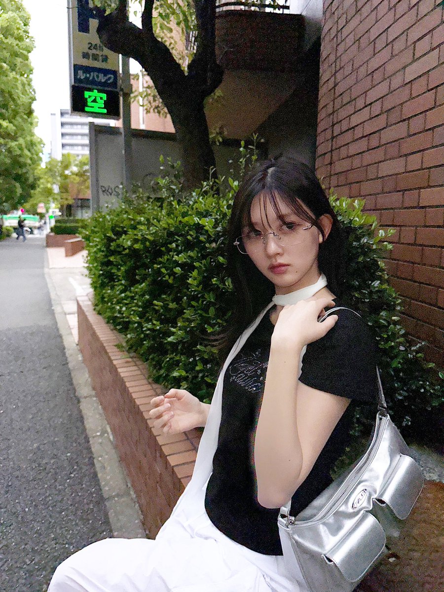 fall__jipsa's tweet photo. 🥺🥺 。。가을선배 차분한 여름 무드 https://t.co/iFDbnBZyUi