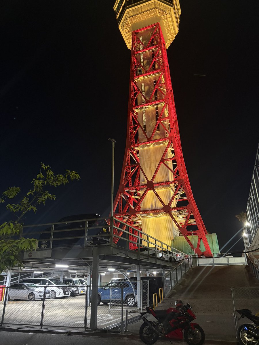 la530s's tweet photo. 志賀島～ポートタワー～福岡タワー～太宰府駅前
行って帰宅して車に乗り換えて
マックなう(2026/07/25 00:59:08) https://t.co/pl8XrJrDzf