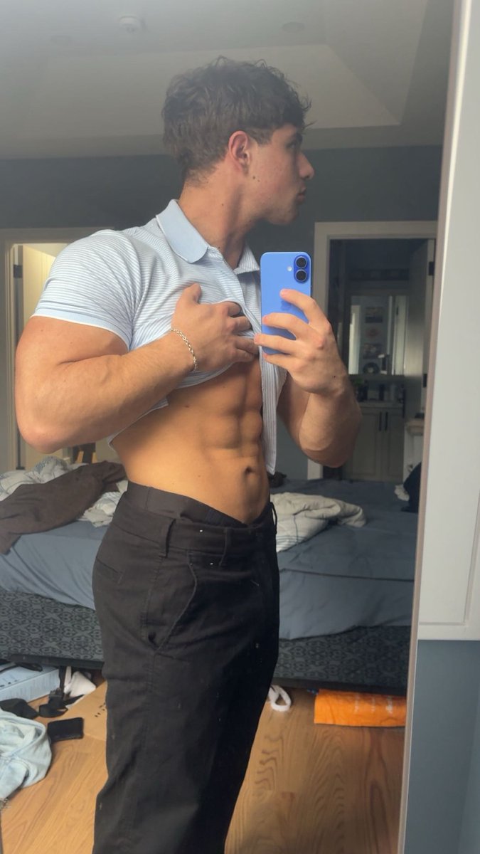 alpha_dal's tweet photo. Happy Friday let’s get that cash goin 💸
(18) https://t.co/HJ8tFLVtev