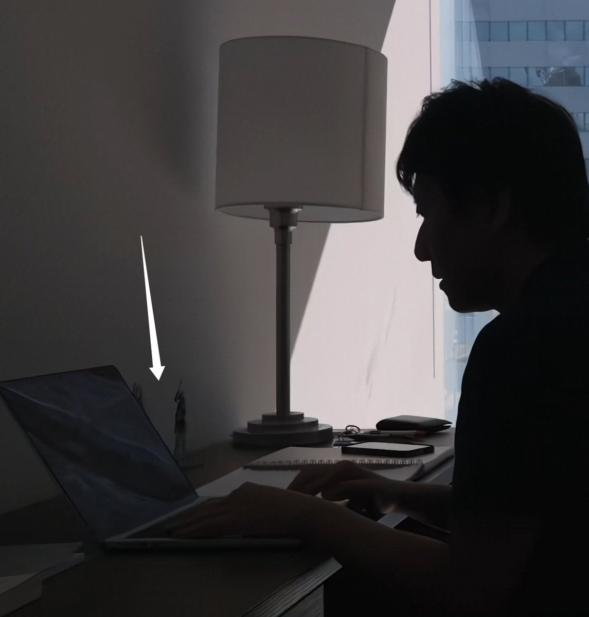 Xxenogenesis's tweet photo. 「数学者のノーベル賞」とも言われるフィールズ賞
今年の受賞者のデスクに、まさかのういさきのアクスタがあってびっくり
りこちとのんのん、二人の演じたキャラの影響力って本当にすごいなあwww

#りこのトリコ
#高尾山のんのん村

https://t.co/JcUwwy0G1d https://t.co/D39Sqqvey6