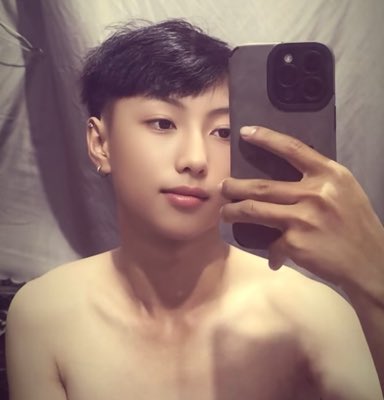 vanduc208's tweet photo. #ẢnhHồsơMới https://t.co/O0mXRtS7ID