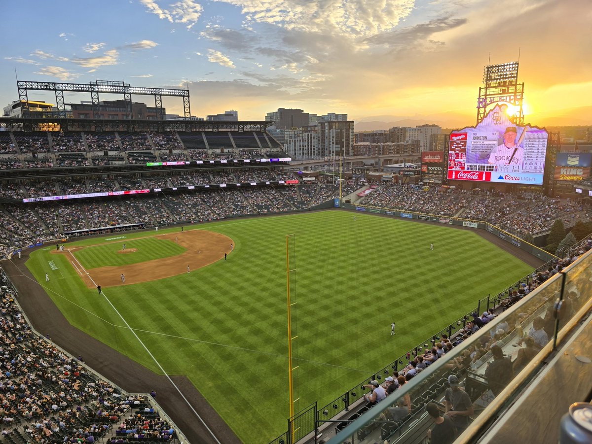 spectralogic's tweet photo. A home run for team building! ⚾ 

Spectra employees stepped away from the office this week to enjoy a @Colorado Rockies game (and a pretty spectacular sunset).

Join the fun by exploring careers at Spectra: https://t.co/iNCKUypoiq

#werehiring https://t.co/xrUcAbca0F