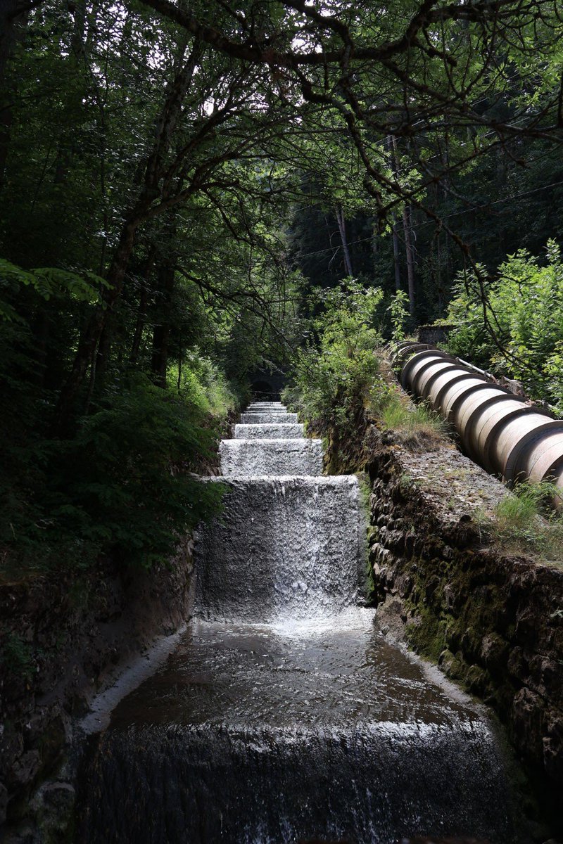 Irenemate's tweet photo. Cascadas #Canfranc https://t.co/INjGmUJ8W3