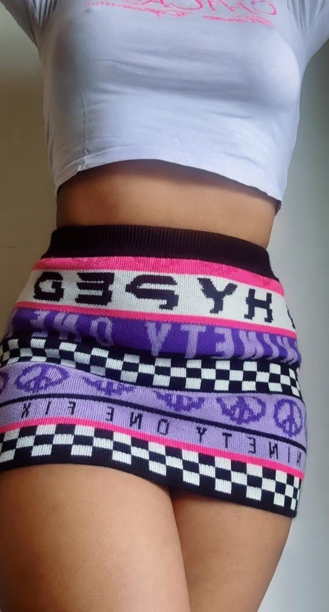 empress_alaya's tweet photo. The funniest part isn't the💸. It's how quickly some people volunteer to impress a girl who's already out of their league.😂
    Getting used by me is ur purpose. I know u crave it. u can’t help but love it. It just feels so good doesn’t it? Send!ng to a pretty d0mme😉 https://t.co/uFirXMvZ2l