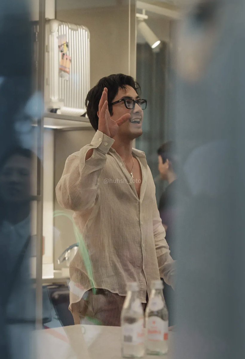 FreakFairytale's tweet photo. #hudsonwilliams en Seul por SKIN1004

Link: https://t.co/0usOhk3dgO

Por aquí os dejo un recopilatorio del actor en Seúl, Corea del Sur https://t.co/angZn73CU2