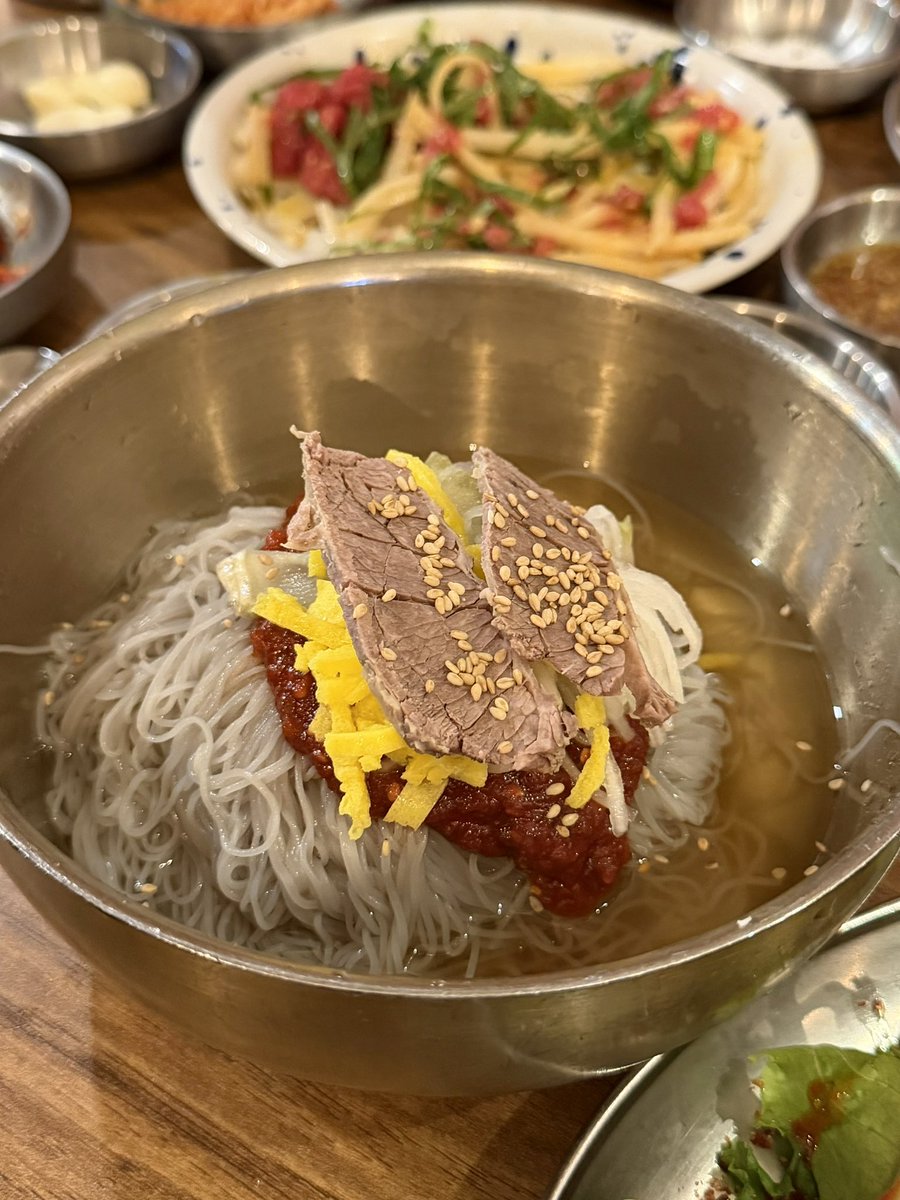 컁 🎗️ tweet media