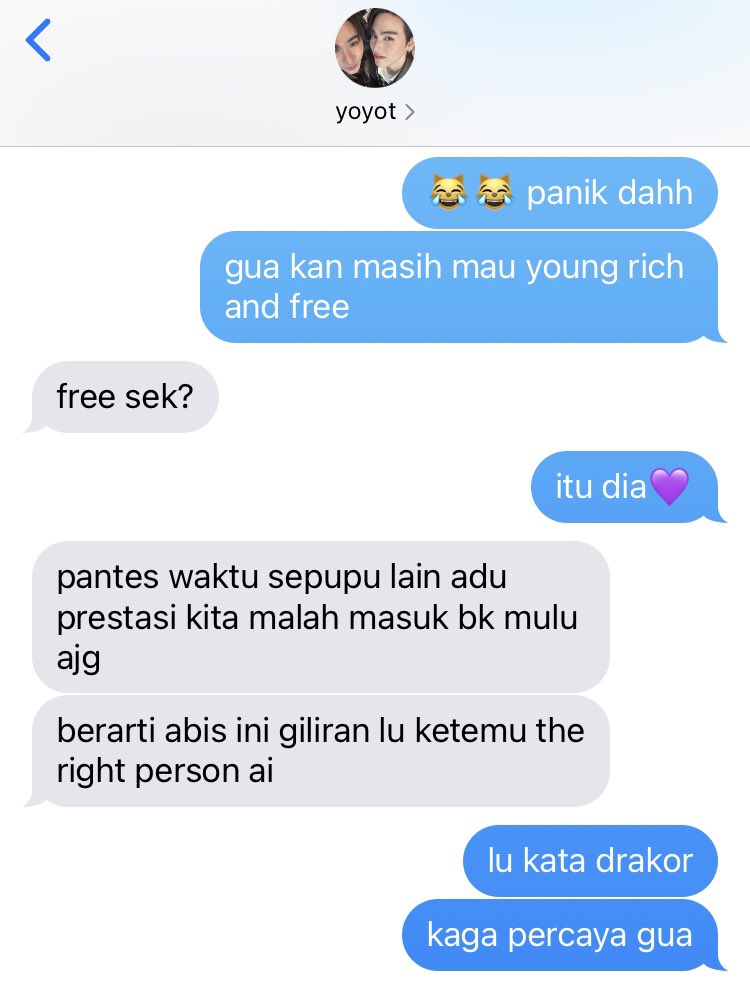 perthsuasion's tweet photo. perthsanta few tweets au (iseng ajh)

what if yotha n aiyara jadi sepupu yang sama sama dapet "gun" (in different fonts)

cw // 18+ conversation https://t.co/d7lx2SjszL