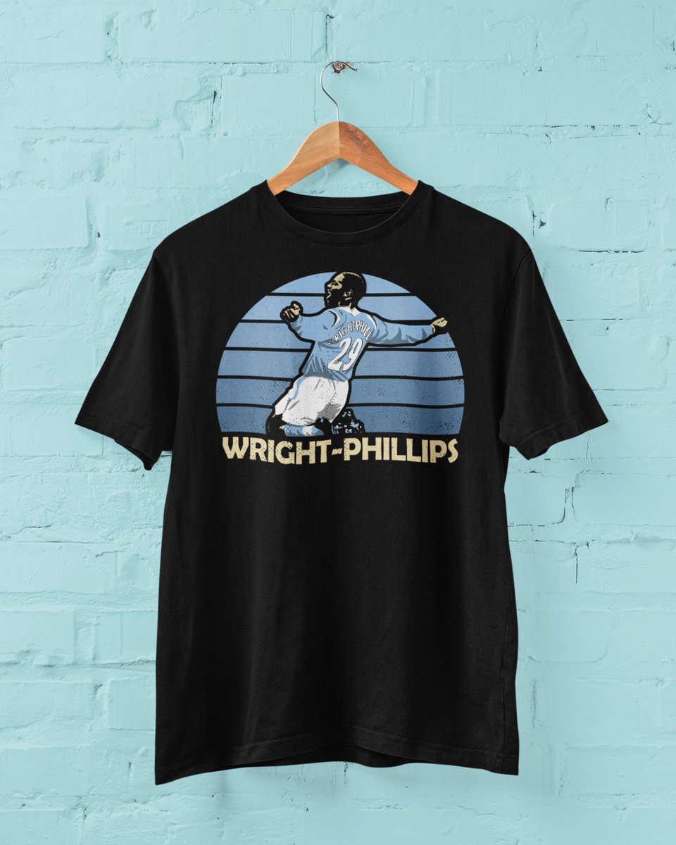 StadiumPrint's tweet photo. 🏴 Shaun Wright-Phillips
⚽ Man City
🏟️ Maine Road/The Etihad
🛒 https://t.co/zzhWqtjd44
#SWP #ManCity https://t.co/9oTkMjTCXj