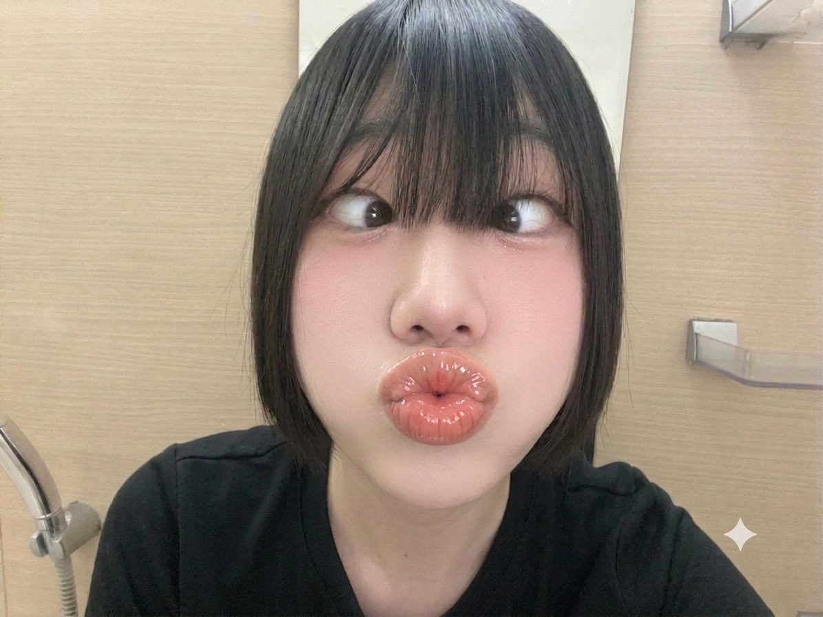 Riuuz3x's tweet photo. https://t.co/8i3SXqV7iX