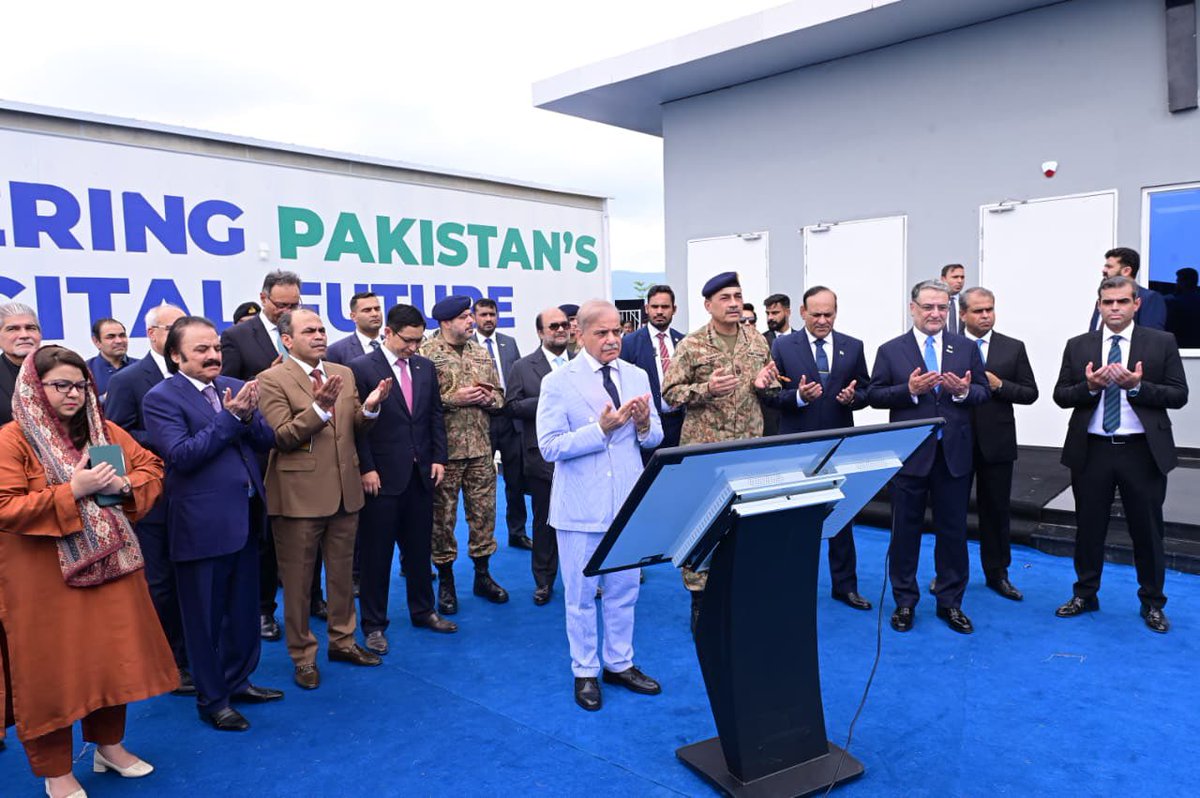 PakistanFauj's tweet photo. Prime Minister Muhammad Shehbaz Sharif inaugurates Sky47, accompanied by Field Marshal Syed Asim Munir COAS &amp; CDF,

Pakistan’s first purpose-built, AI-ready Tier III/IV data center and sovereign cloud platform, in Rawalpindi https://t.co/8Zql2zNjuV