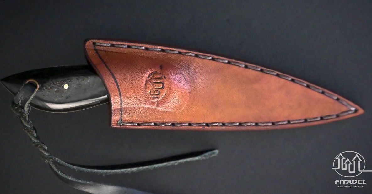 CASIberia's tweet photo. A fresh look - Treychongva Fixed Blade in Buffalo Horn
https://t.co/tvsYd2VNPO
100% handmade. Real buffalo horn handle. N690Co high end stainless steel. Sharp, smooth and impressive. A great EDC fixed blade if you dare. DO you?
#handmade #MadeinCambodia #handcrafted #artisanmade #forged #forgedsteel #limitededition #fixedblade #N690Co #bone #bonehandle #fulltang #knife #knives #EDC