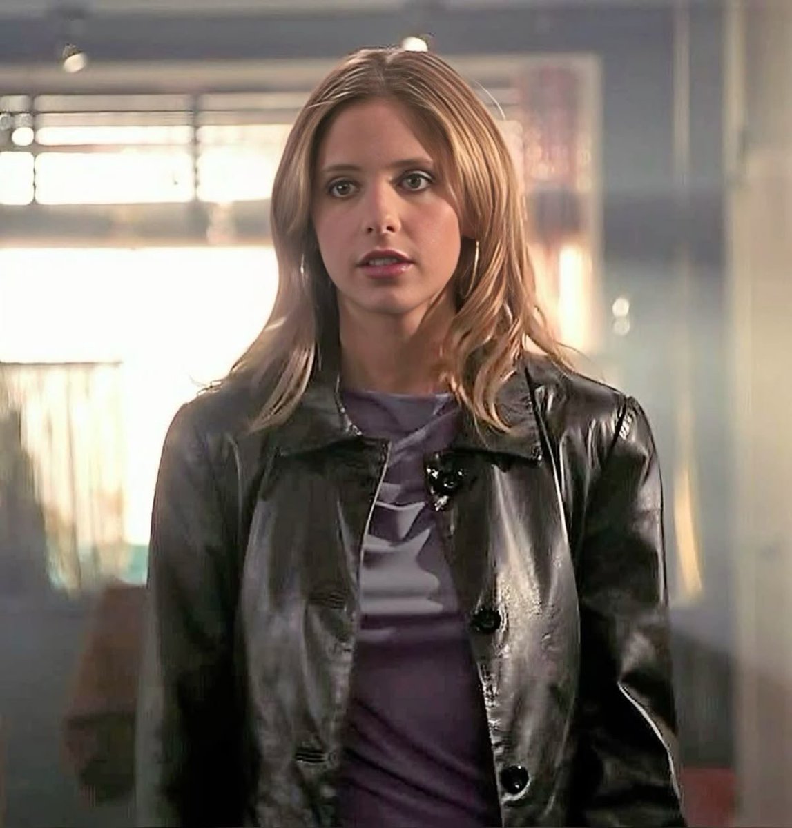 ihadanangel's tweet photo. i want buffy’s leather jacket collection so bad https://t.co/TstYpdnzNw