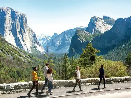 AlbertCjhjb's tweet photo. From ancient cobblestones to modern skylines, every corner tells a tale.
#USA #VisitUSA #ExploreUSA #TravelUSA #DiscoverUSA #USATravel #America #VisitAmerica #TravelGram https://t.co/1Ga98sZGje