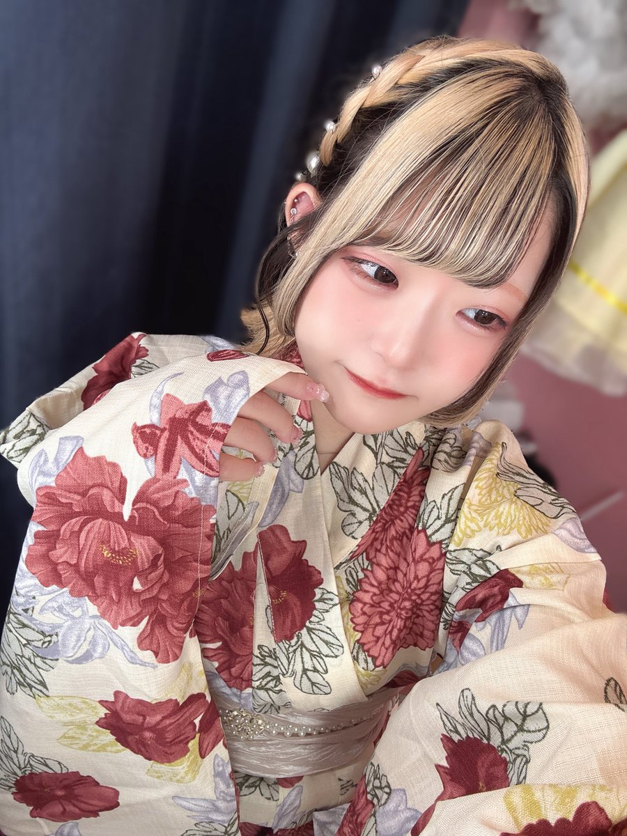 p___marin's tweet photo. 浴衣どー？
#大阪コンカフェ #自撮り界隈 #いいね返し https://t.co/42mGGmD1Bd