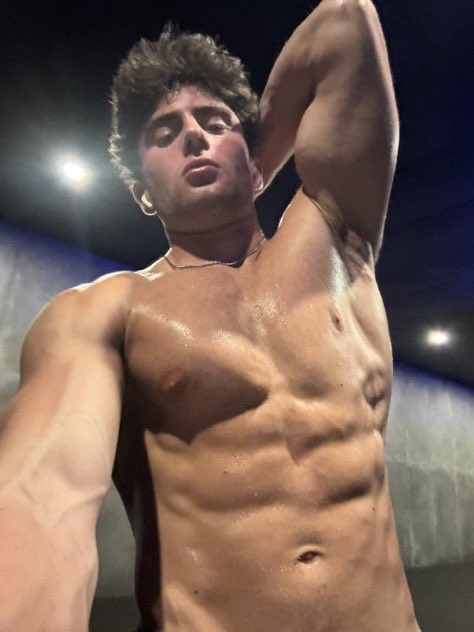 SubJockJ's tweet photo. Let Master John (@pimpjohnOF) become your next addiction. That chiselled physique has you mesmerised, locked in, and completely fucked. Stay brainless. Don’t resist, $pread that cashclit wide open and di$pense every single cent to his greatness. Your purpose exists beneath Him🏧 https://t.co/L3KjnxUzjC