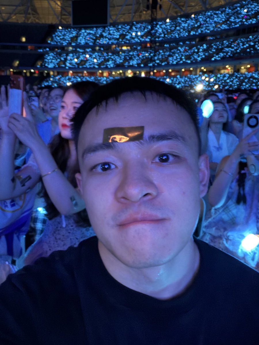 zaohzao's tweet photo. 今天去听许嵩了！ https://t.co/7SU0nEtdxv