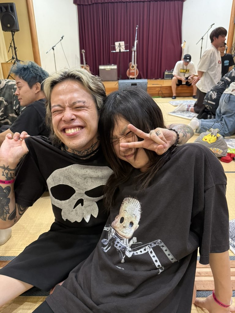 Gen_HIKAGE's tweet photo. ヤバいじゃんけん屋さん
シドファミリーでした👶🏼 https://t.co/MidgssPS43