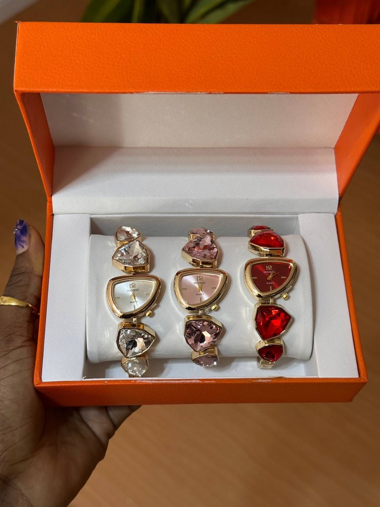 midesline1's tweet photo. Cute Ladies wristwatch for casual wear 

🏷️: ₦ 7000

Shop by sending a DM here or message on WhatsApp 0814…053…0628.

Location: Lagos state and nationwide delivery.

#ladieswristwatch #femalewristwatches #wristwatchvendor #womenwristwatch #wristwatchforwomen https://t.co/MPiMCojSwO