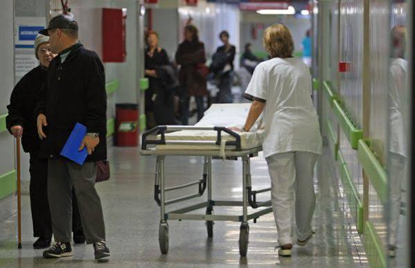 RedazioneDedalo's tweet photo. Sanità, la Sicilia chiede di formare 2.400 medici e 2.200 infermieri: è il secondo fabbisogno nazionale per i camici bianchi
https://t.co/hoIj6vzChO
#Sanità #Sicilia #Medici #Infermieri #Università #Formazione #MUR #Regioni #SSN https://t.co/BaJfBXaSiN