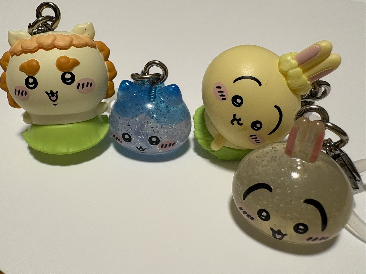 Kuma_saann's tweet photo. 普段からちいかわの悪口言ってるせいか自引きクソだったけど、優しい方々交換してくれて無事に欲しいのゲット https://t.co/miuUizcxDx