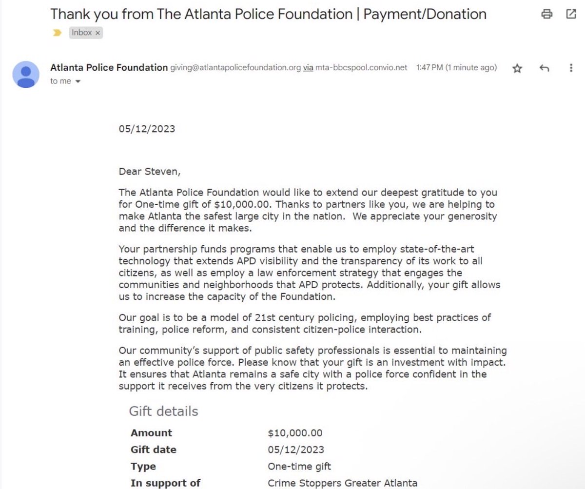 caramelcolored's tweet photo. Does anyone remember when Destiny said he’d donate $10,000 to a charity of a Black creator’s choice if they agreed to debate him?

Once the black creator agreed, instead of Destiny keeping his promise, Destiny (who is NOT racist at all and loves black people) decides to donate it to the Atlanta police department.  

The creator was FDsignifier, an activist outspoken on police brutality. You don’t have to like leftists, or Black Lives Matter to admit what destiny did was disgusting and a racial insult against that black creator.  Destiny could have donated this money to ANYONE else and yet he chose to hit a sore spot and donate it to the fucking police.