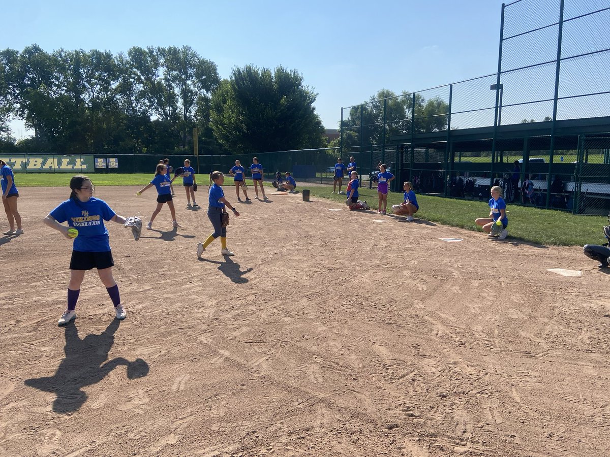 Francis Howell Vikings Softball tweet media