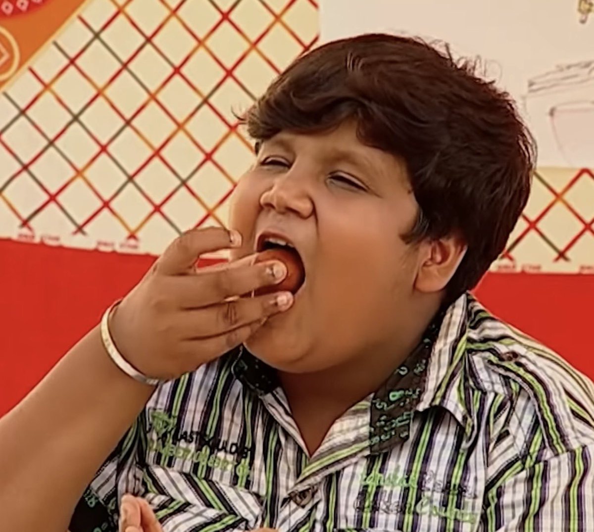 Alex_Cinephile's tweet photo. "Goli, it's done bro". Don't extend this. Keep the spirit for another day if there  be a need, which I doubt, n eat something. If u want, will send u Gulab jamun from home..... https://t.co/GJUICHsRLd