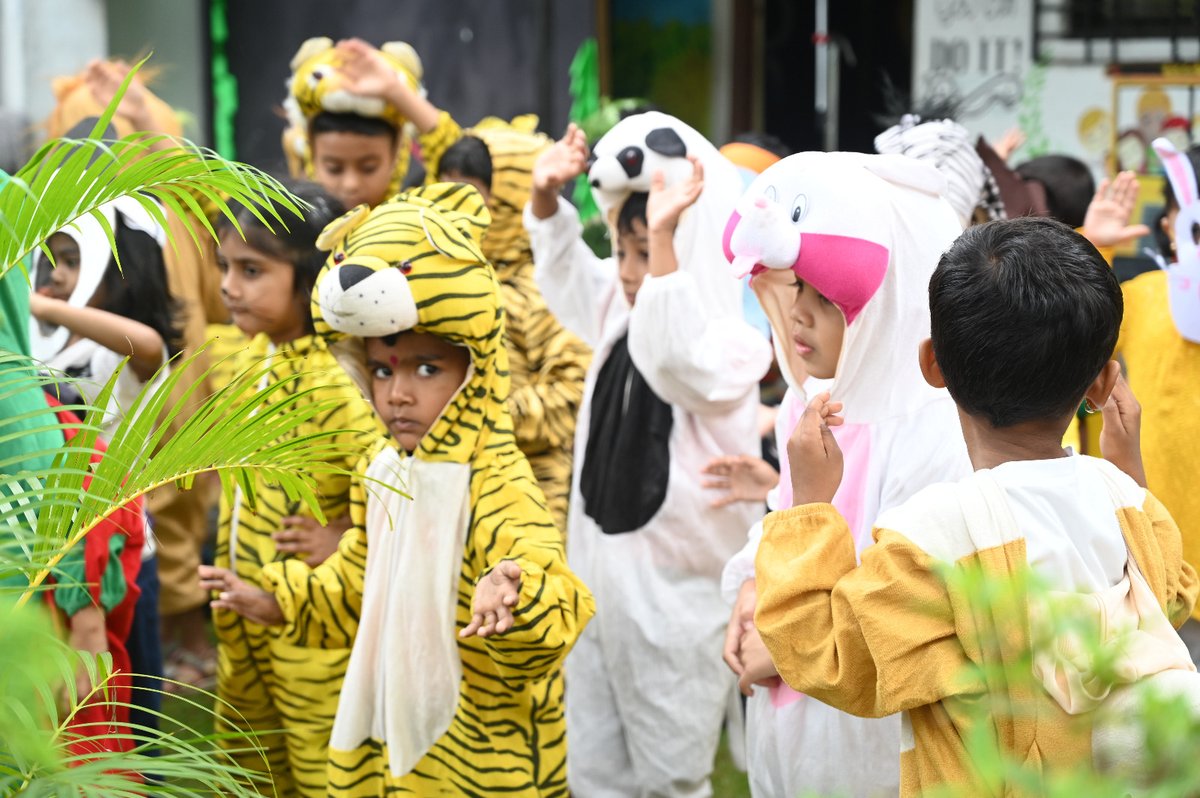 05NDRF's tweet photo. #NDRF Montessori School celebrated a joyful #JungleTheme Day! ๐ฆ๐๐ Through stories, role plays & rhymes, our little stars learned to love and protect nature. ๐ฟ๐ #LearningThroughFun https://t.co/Xc1iE6WwYP