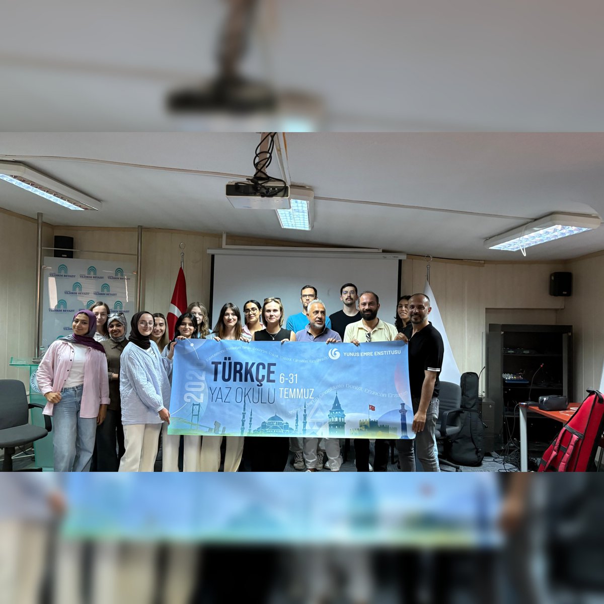 AybuDilmer's tweet photo. Yunus Emre Enstitüsü Türkçe Yaz Okulu öğrencilerimiz için Türk müziği etkinliği düzenlendi.
@yeeorgtr @acengizkoseoglu @ybuankara https://t.co/6mWPq2llnD