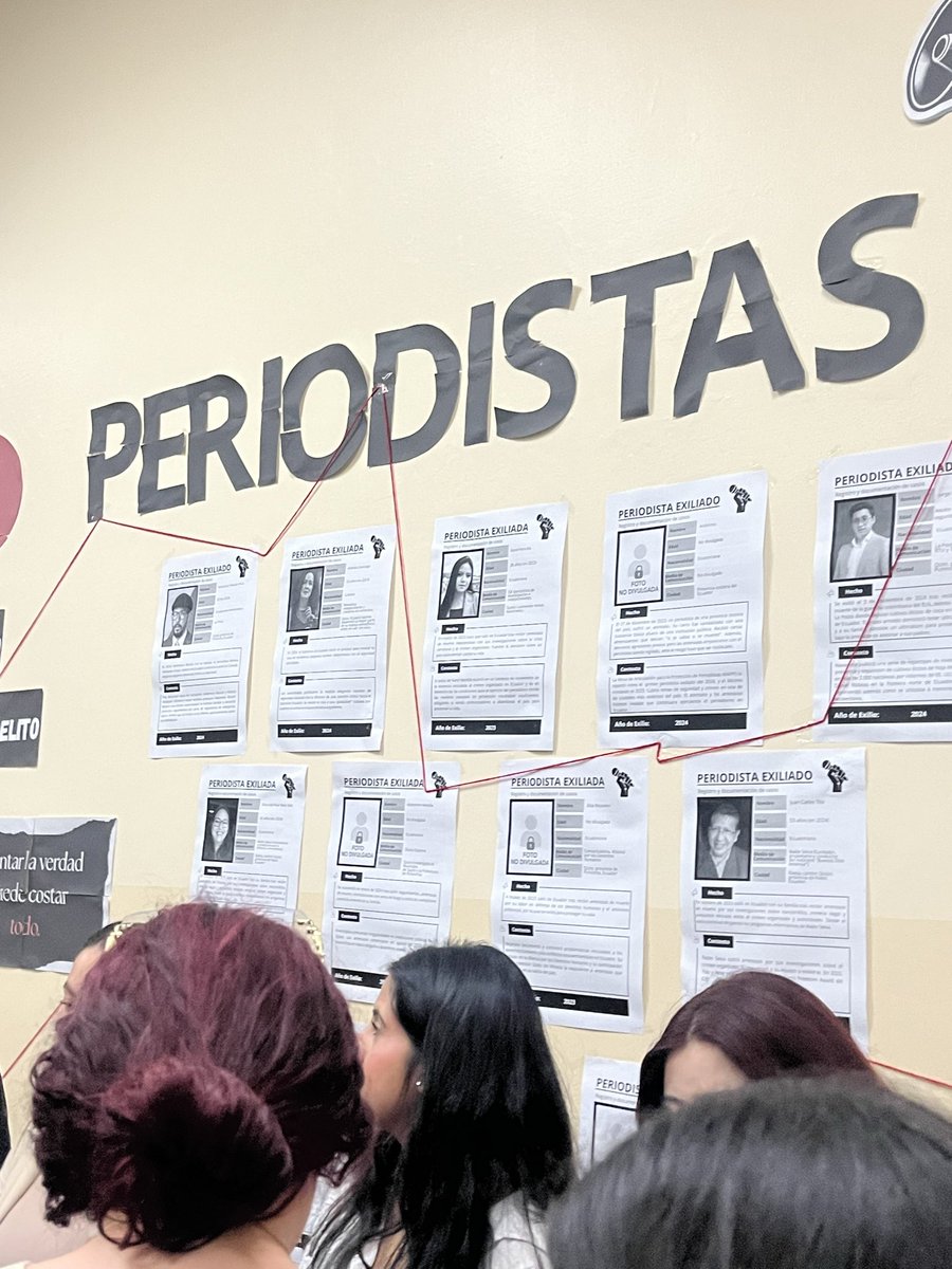 MateoFACSO's tweet photo. El 24 de Julio de 2026 se realizó una feria académica en la #FACSO. Hablaron sobre los casos de los periodistas que fueron asesinados, amenazados y exiliados. Argumentaron que fue en situaciones sospechosas por parte del gobierno del #Ecuador y aún buscan una respuesta. https://t.co/z3wLBbWpHO