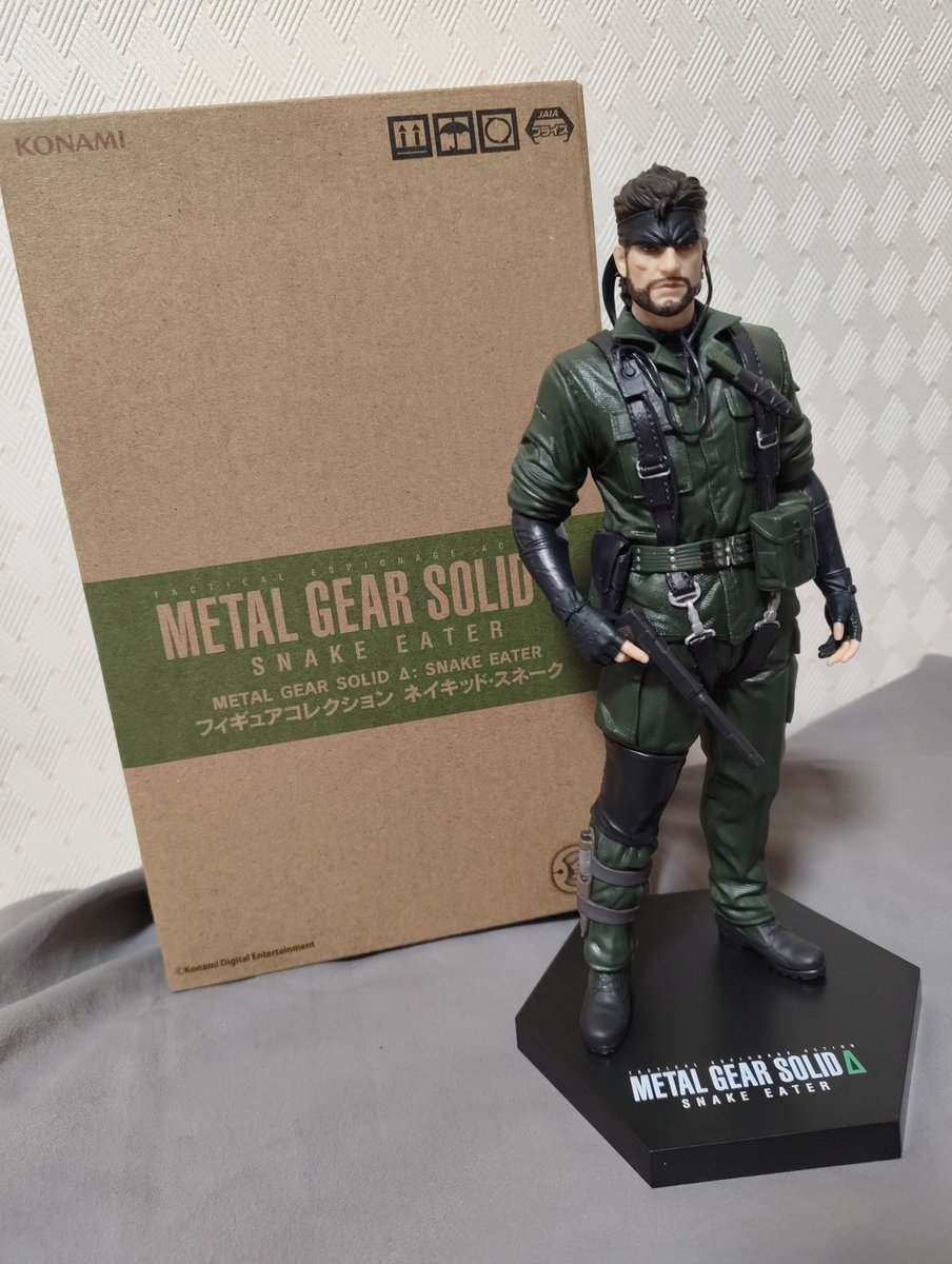 AniGamer17's tweet photo. ゲーセンでネイキッド・スネークのフィギュアGET📦️カッコよすぎる✨️ https://t.co/Ly9Ds3basY