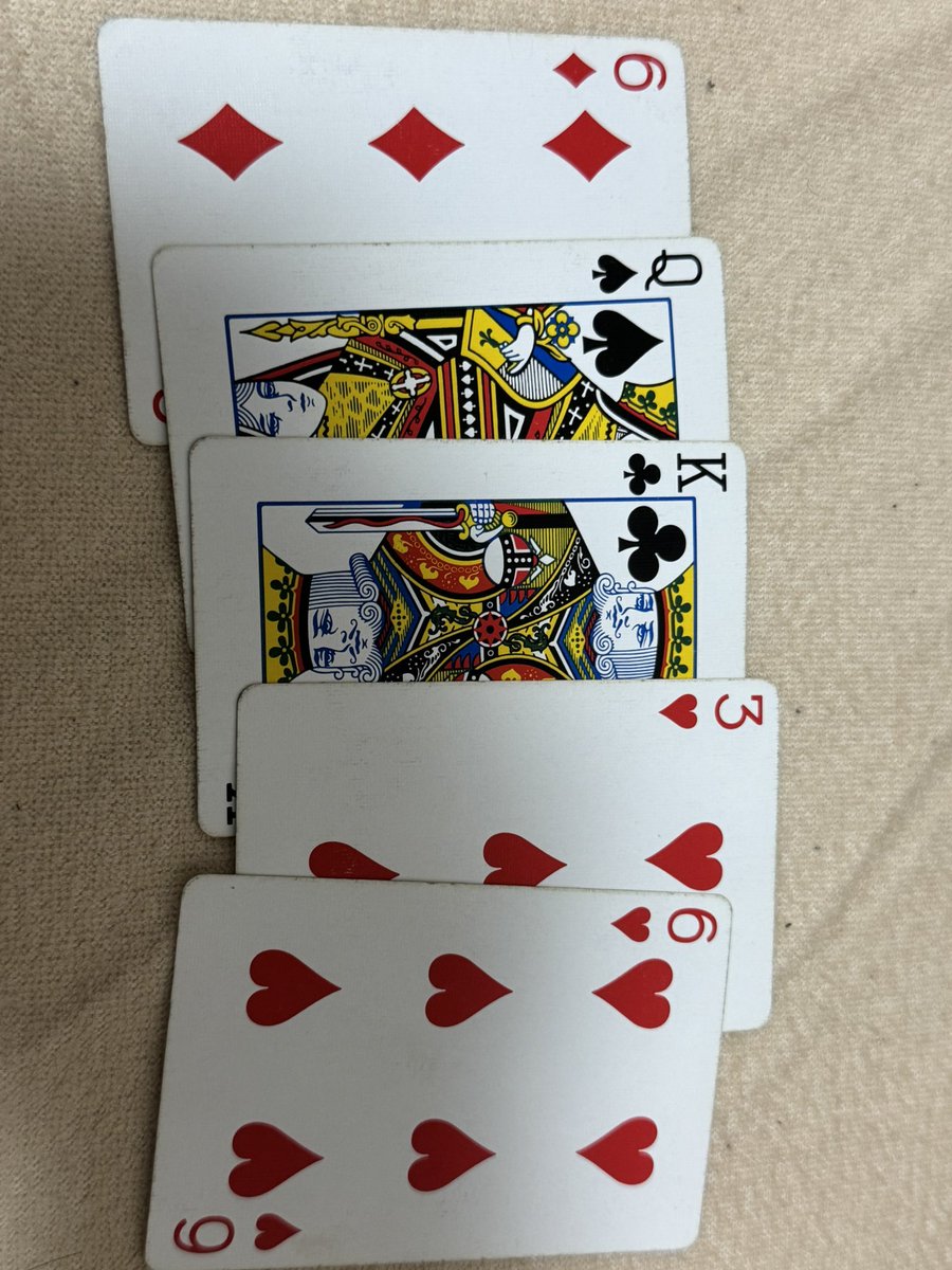 shidax008's tweet photo. ストフラチャレンジ

🃏を除いた52枚のトランプをシャッフルして、上から引いた時、ストレートフラッシュが出たら勝ち
※1日4回まで

5日目【今日人類が初めて木星についたよ】 https://t.co/gWAsPJyNRR