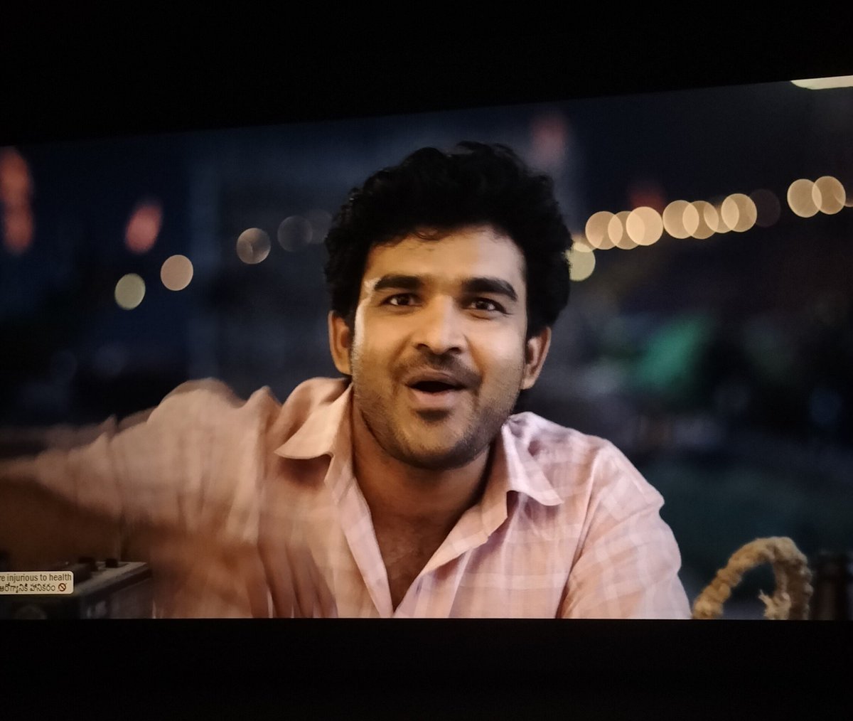 tarakviews's tweet photo. #KiranAbbavaram industry ki oka varam అని ఎవరో అన్నారు...

Kiran Abbavaram #ChennaiLoveStory ki varam antunnaru chusina vaallu

Steven Shankar పాత్రని ప్రాణం పెట్టి చేసిన కిరణ్ అబ్బవరం సినిమా సక్సెస్ కి సెంట్రల్ పిల్లర్ లా నిలబడ్డాడు...

ఆతి కొద్ది సినిమాలతో ఆడియెన్స్ కి కనెక్ట్ అయిపోయి,ఒక స్టార్ పుల్ తో ప్రేక్షకు��ను థియేటర్స్ కి రప్పించడం మామూలు విషయం కాదు...

@KiranAbbavaram Successfullly Done it 👍
