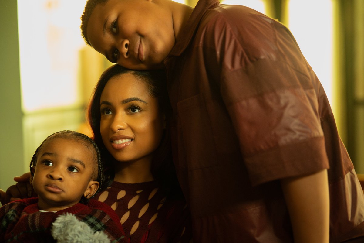 SHOTheChi's tweet photo. The last ride 🏙️ Stream #TheChi series finale now on #ParamountPlus Premium Plan https://t.co/PIqonoqO0j